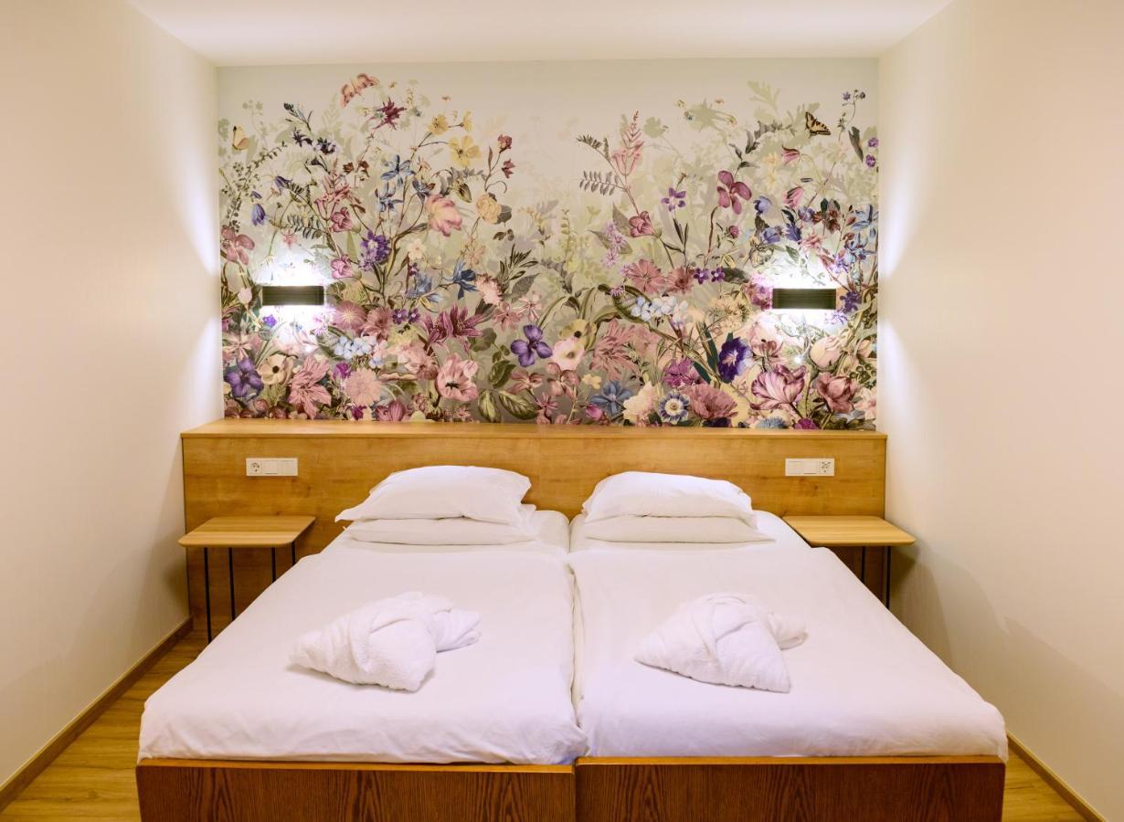 Appart-Hotel Ernz Noire グルンドフ エクステリア 写真